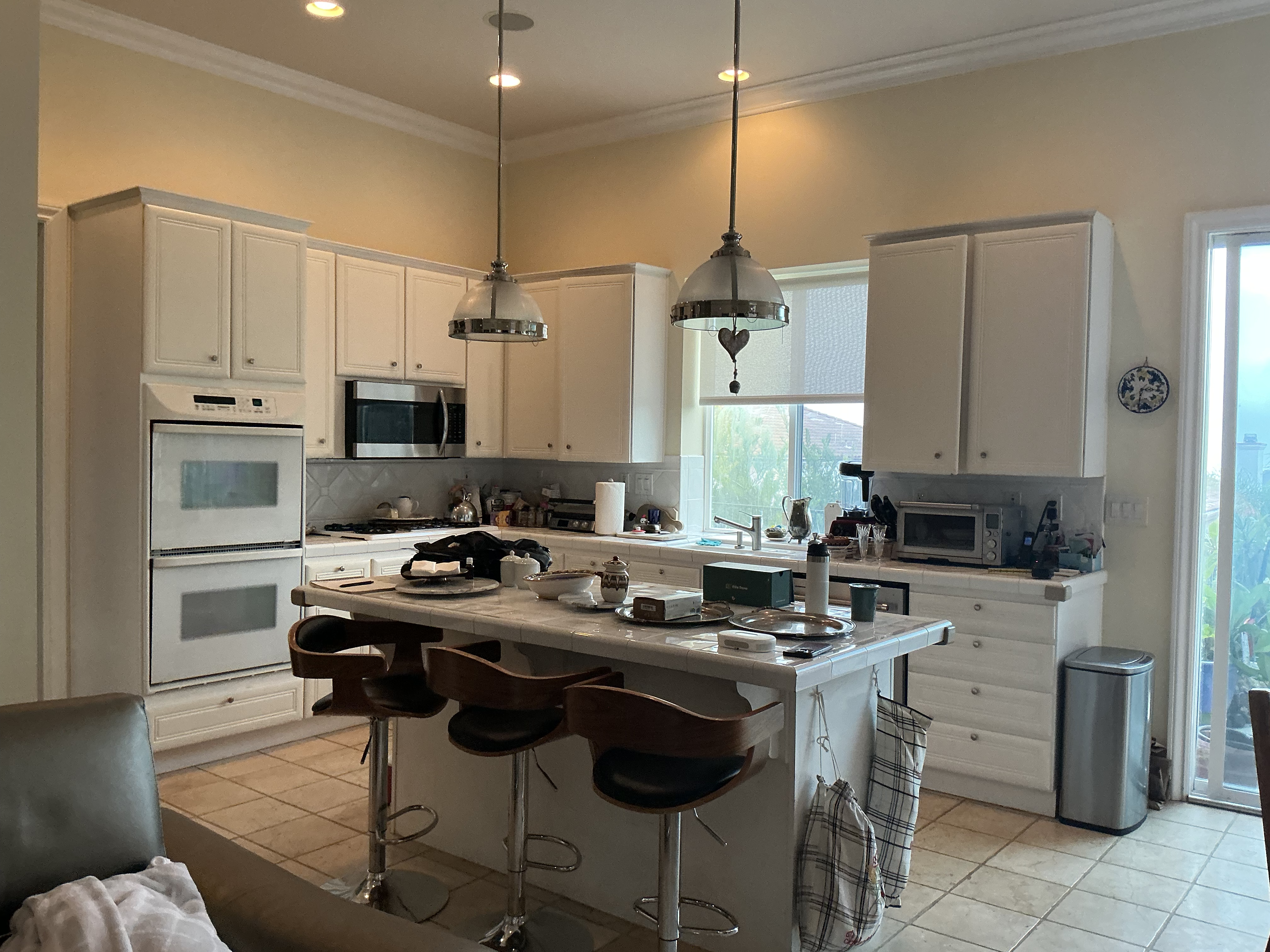 Kitchen before remodeling